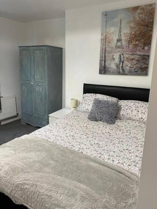 3 Double Bedroomed Flat, Acton. London, Uk 외부 사진